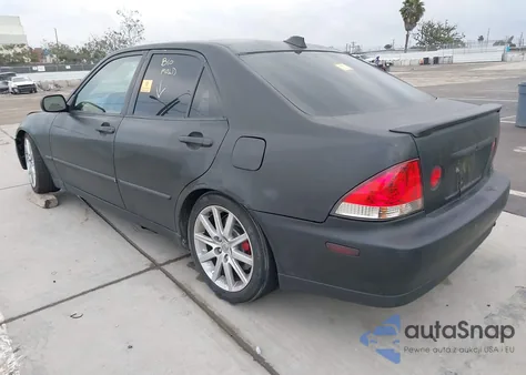 2005 Lexus Is 300 Base W/5-Speed Manual z USA, uszkodzony, nr VIN JTHBD192550094289